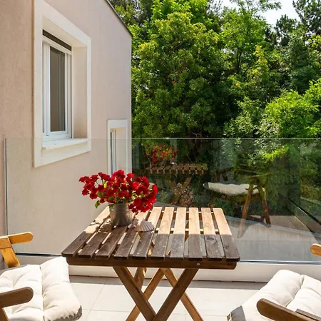 Casa Tijana By Guide Villa Krk Town
