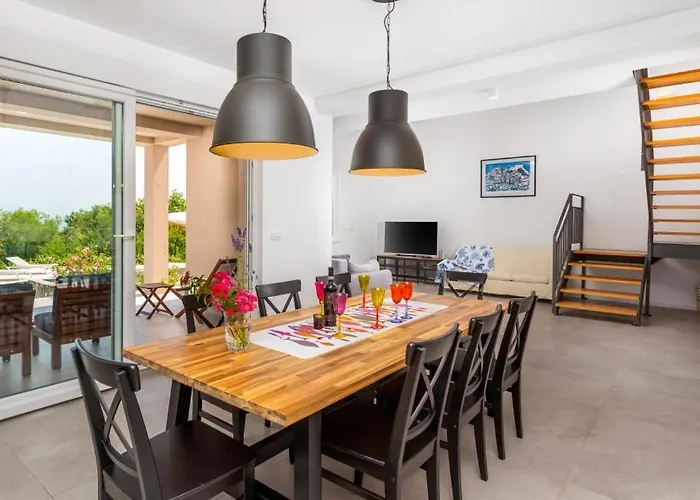 Casa Tijana By Guide Вилла Крк