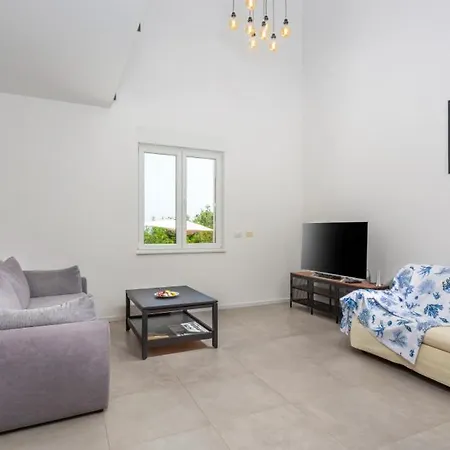 Villa Casa Tijana By Guide *